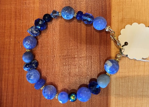 BLUE MULTI-BEAD BRACELET JE118