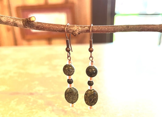 GREEN SERPENTINE JASPER BEADED EARRINGS