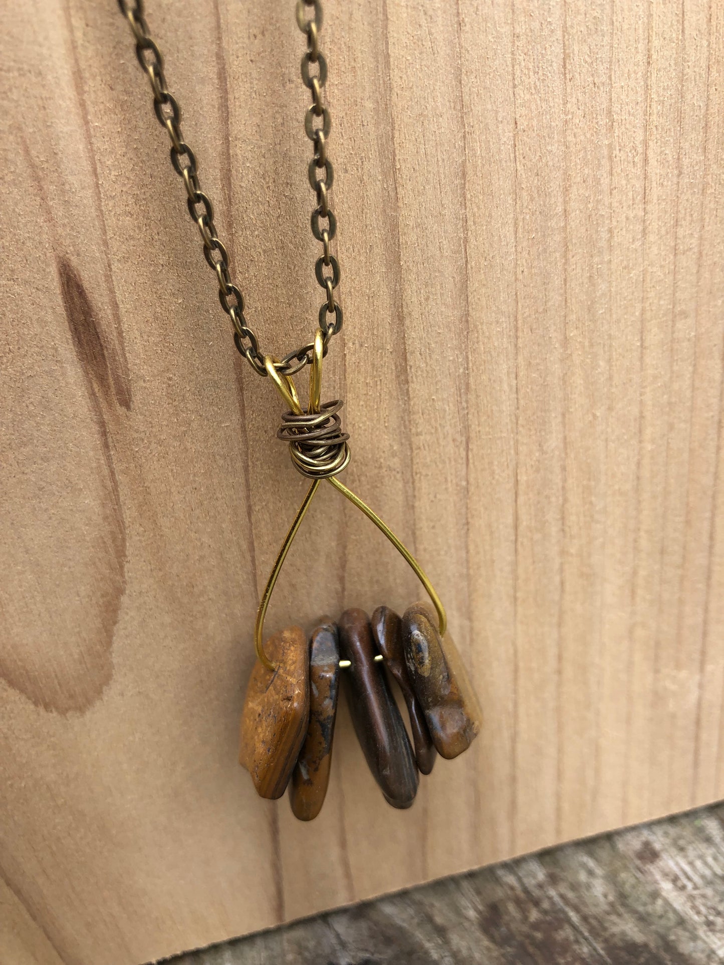 TIGER EYE PENDANT NECKLACE (JE29)