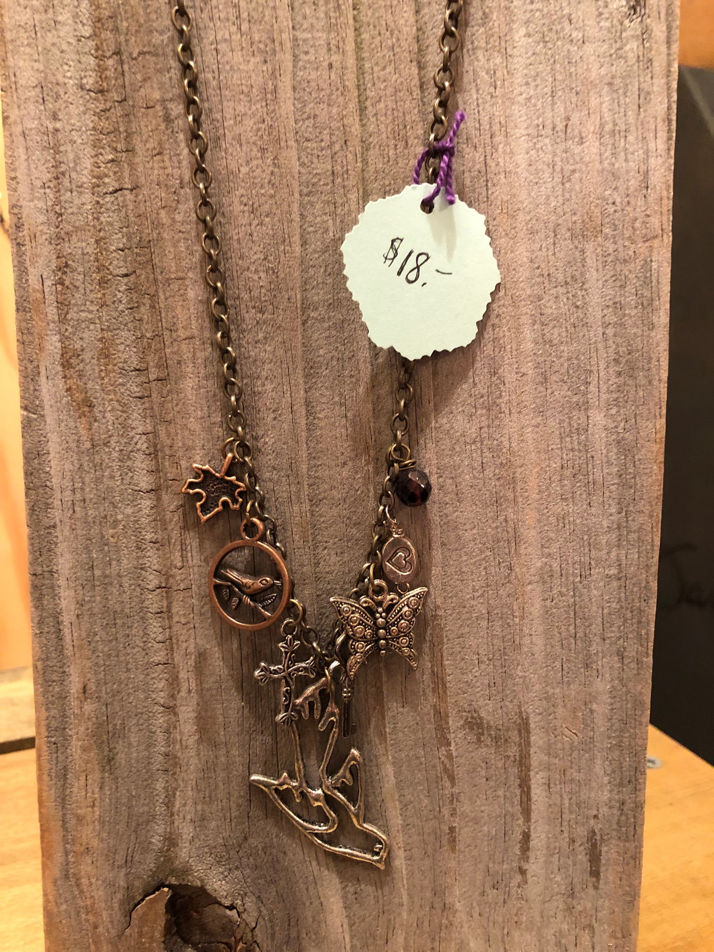 NATURE'S GIFTS CHARM NECKLACE WITH BIRDS, LEAVES (JE33)