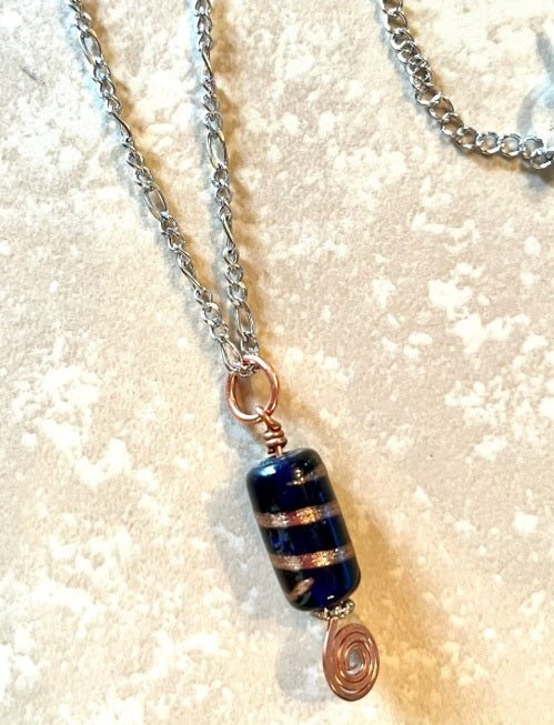 BLUE CYLINDER BEAD WITH COIL NECKLACE (JE45)