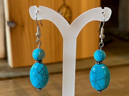 TURQUOISE MAGNESITE EARRINGS (JE557.)