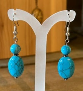 TURQUOISE MAGNESITE EARRINGS (JE557.)